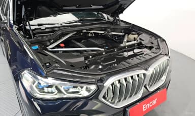 X6 (G06)