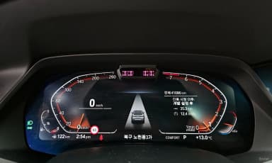 X6 (G06)