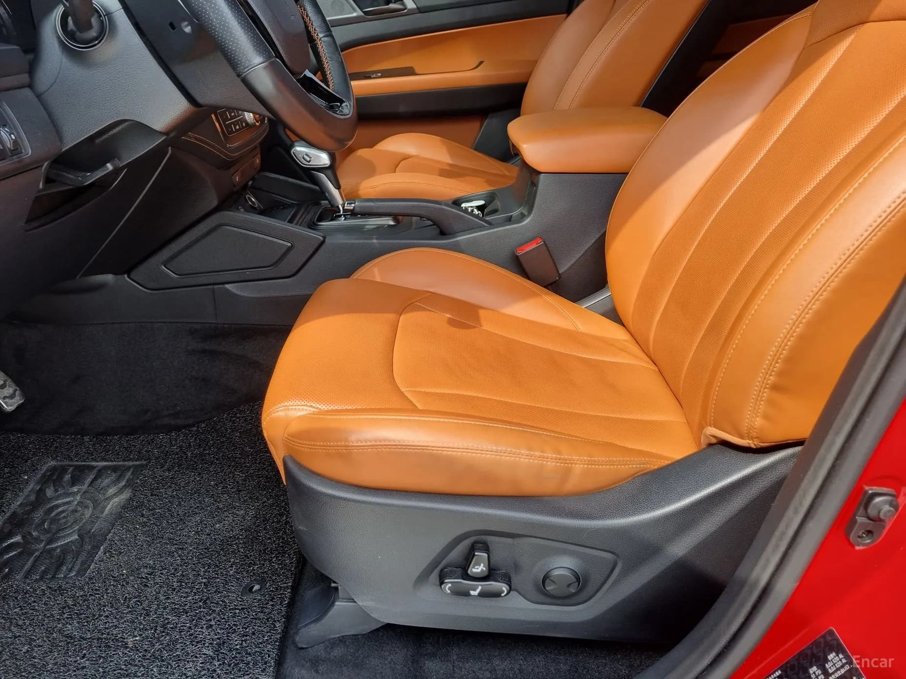 Rexton Sports Khan