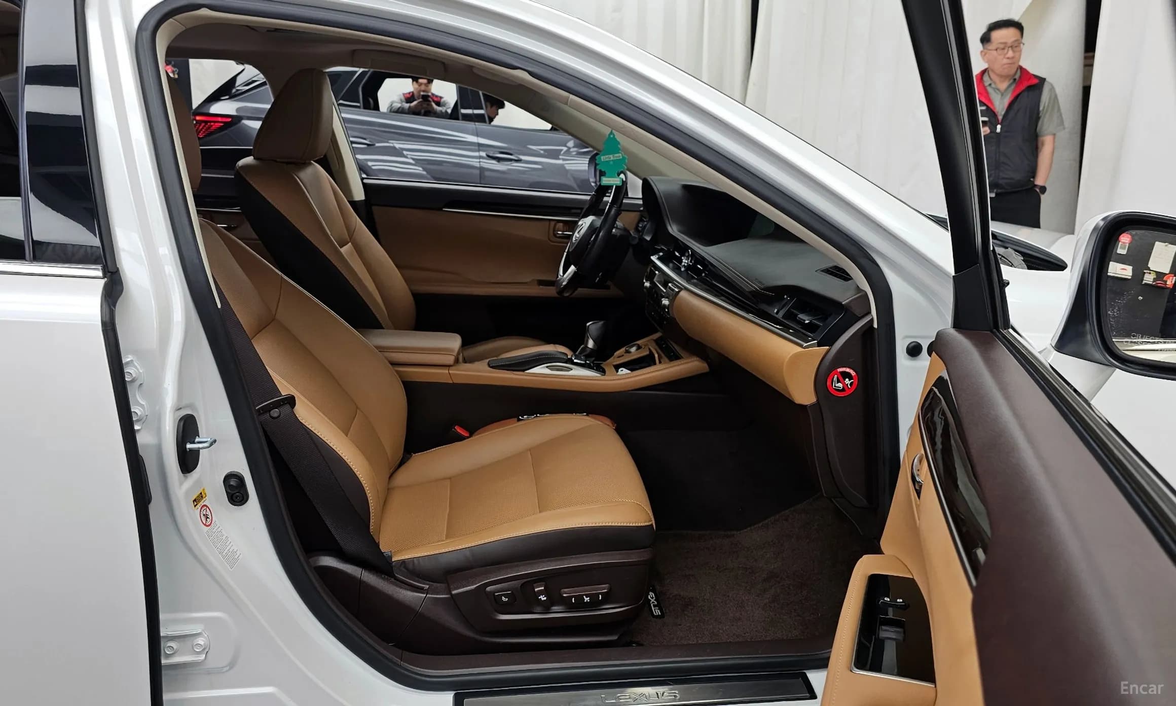 New ES350