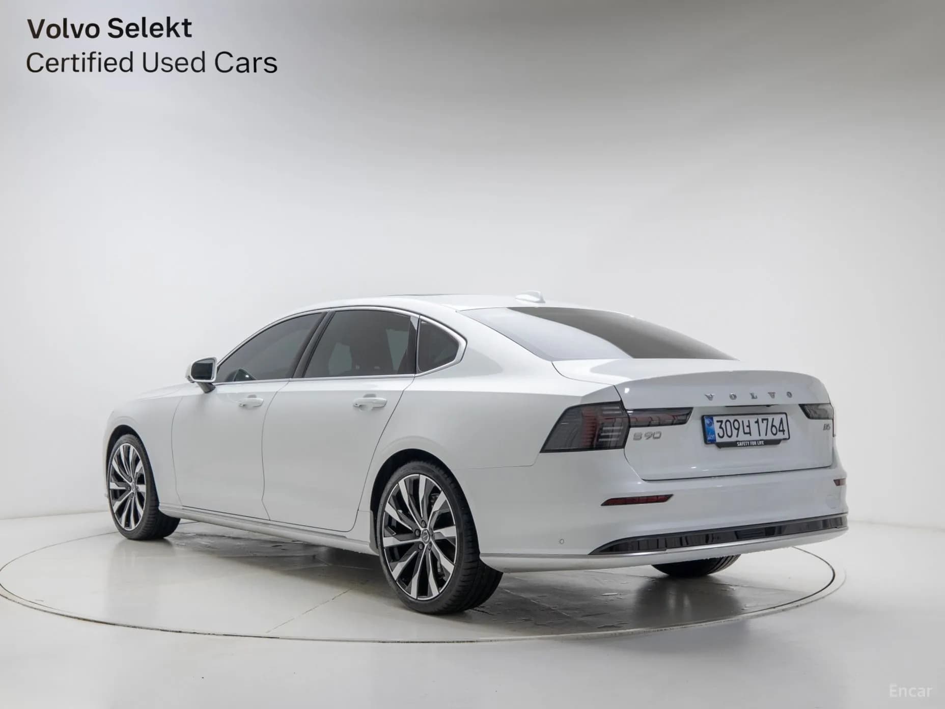 S90
