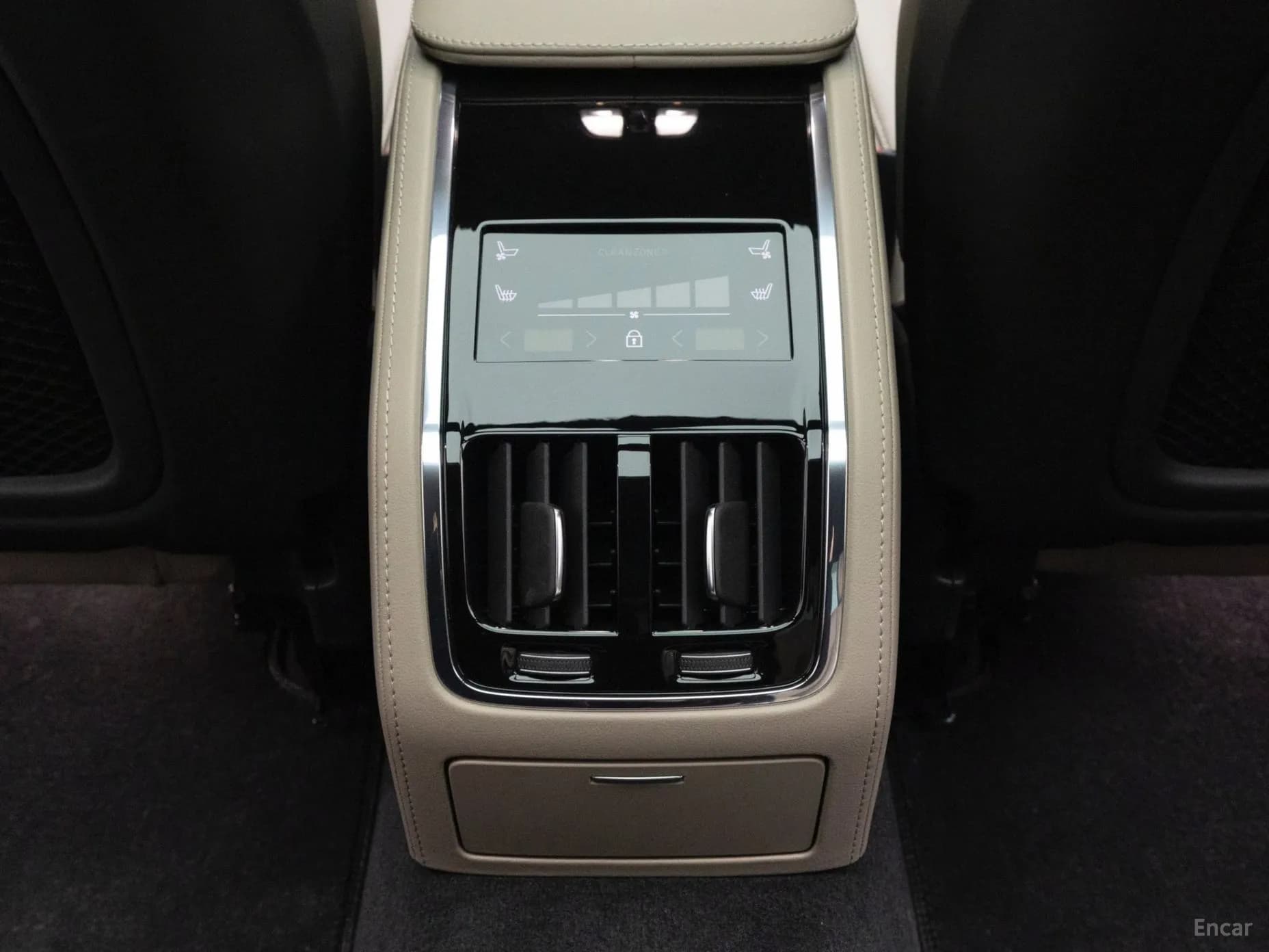 S90