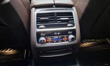 7 Series (G11)