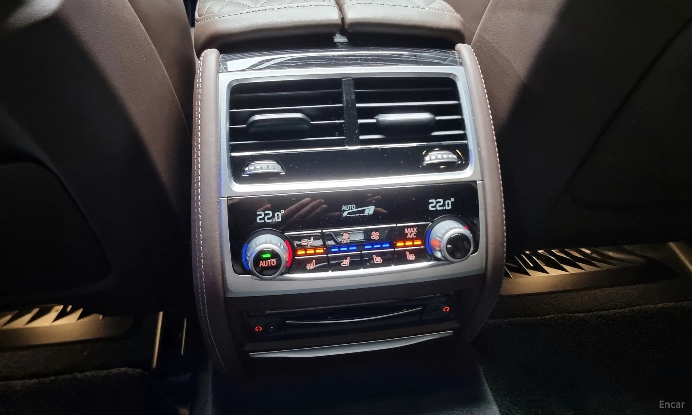 7 Series (G11)