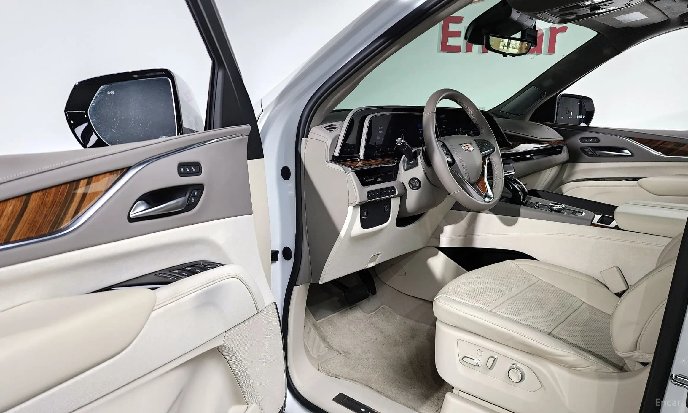 Escalade 5th Generation