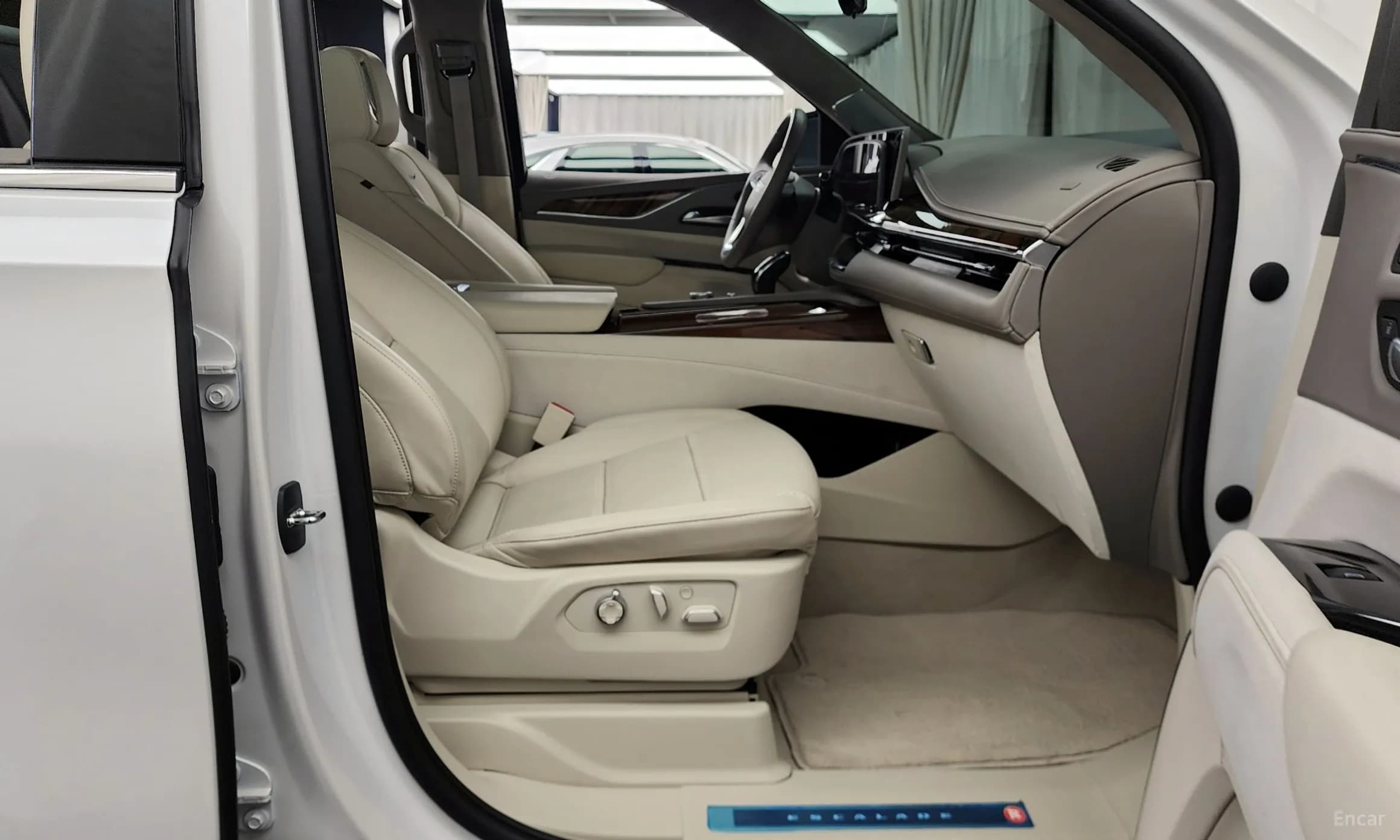 Escalade 5th Generation