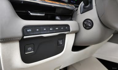 Escalade 5th Generation