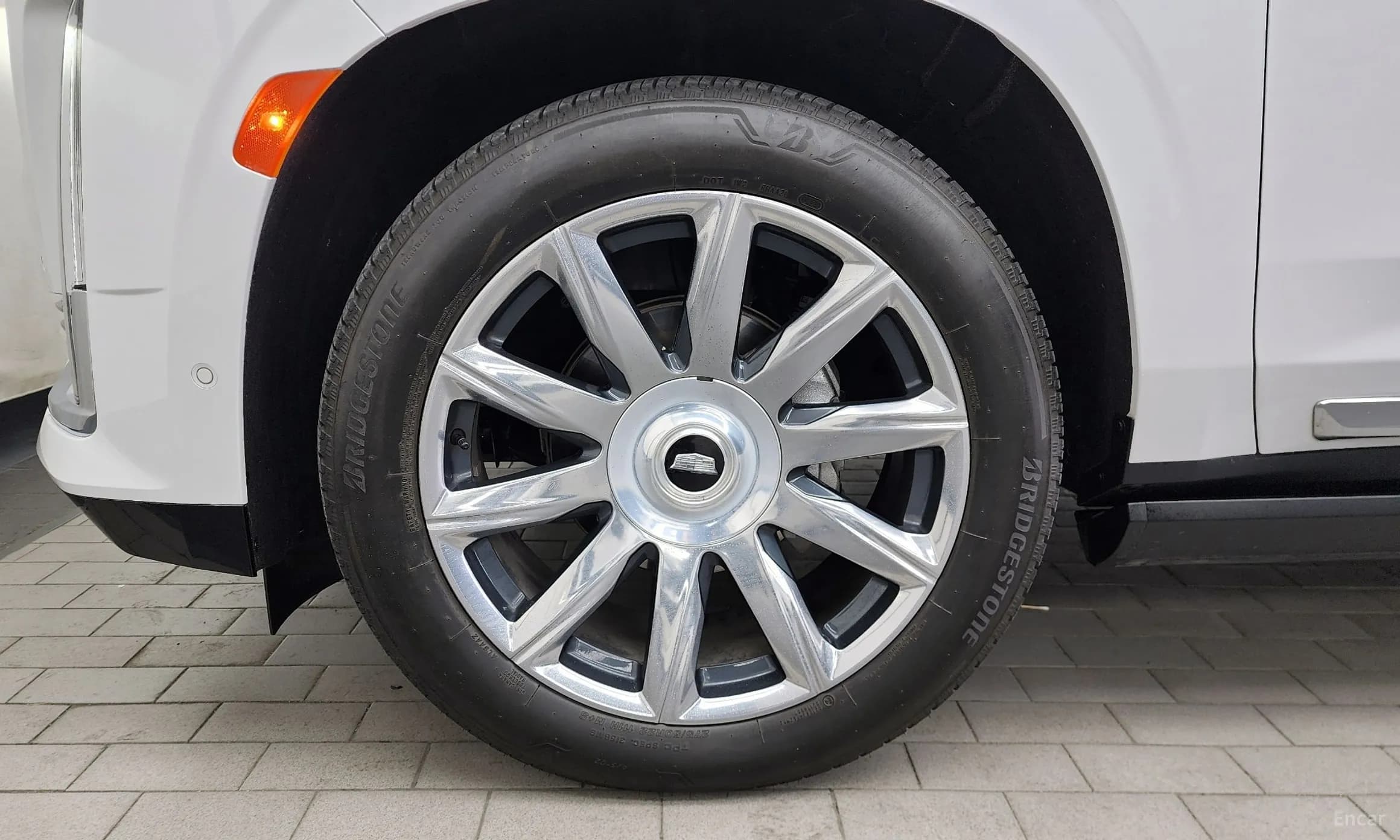 Escalade 5th Generation