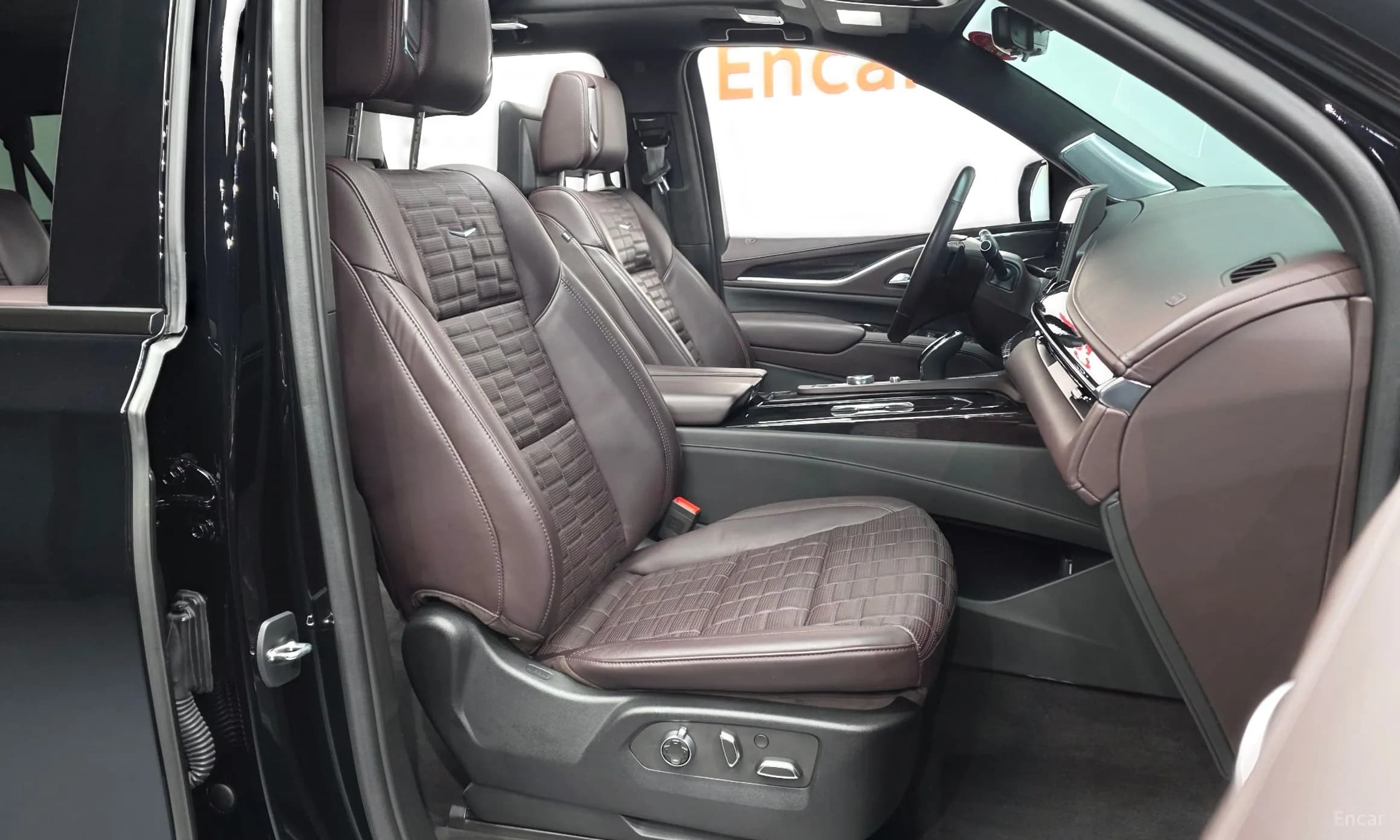 Escalade 5th Generation