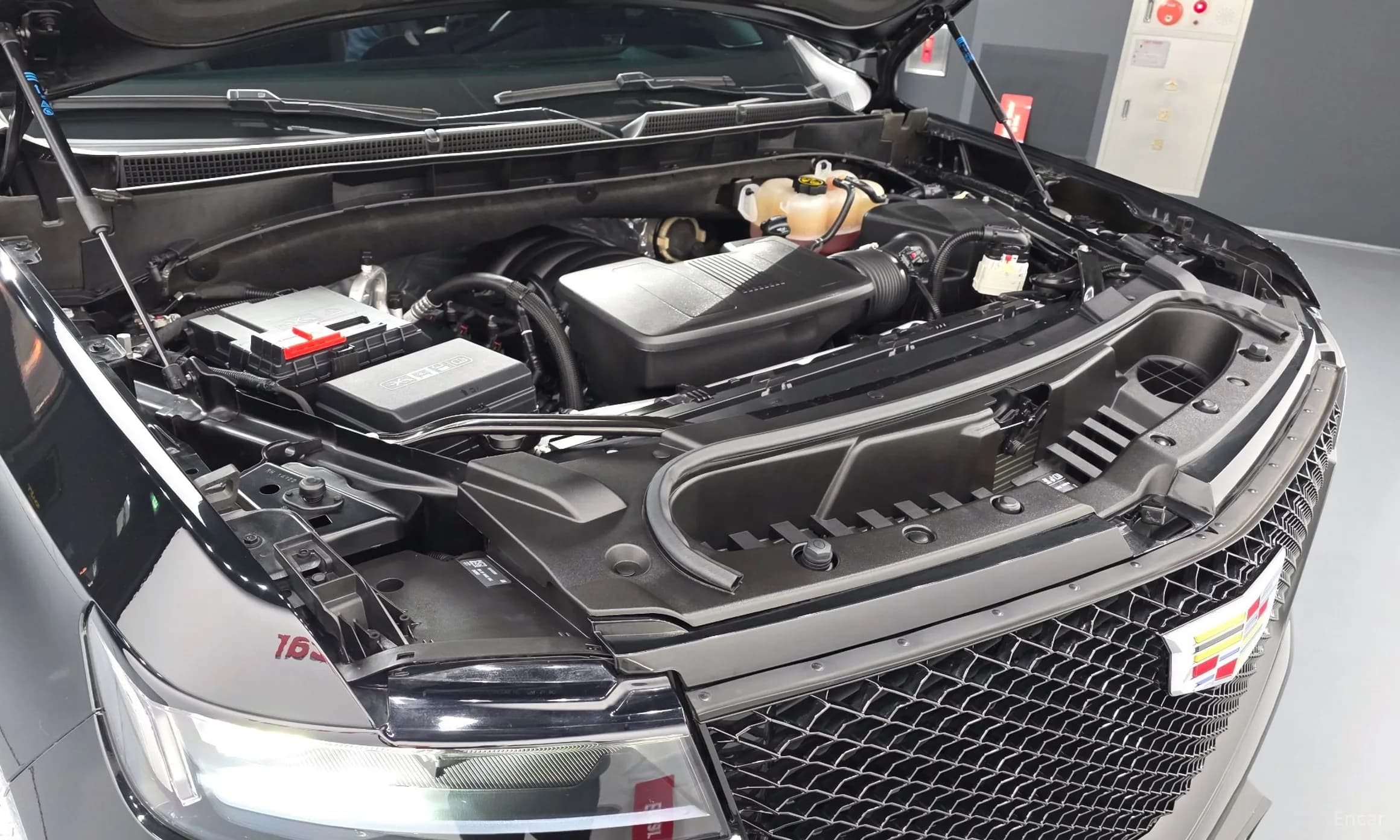 Escalade 5th Generation