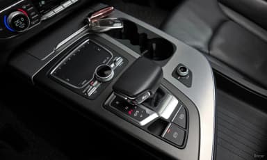 Q7 (4M)