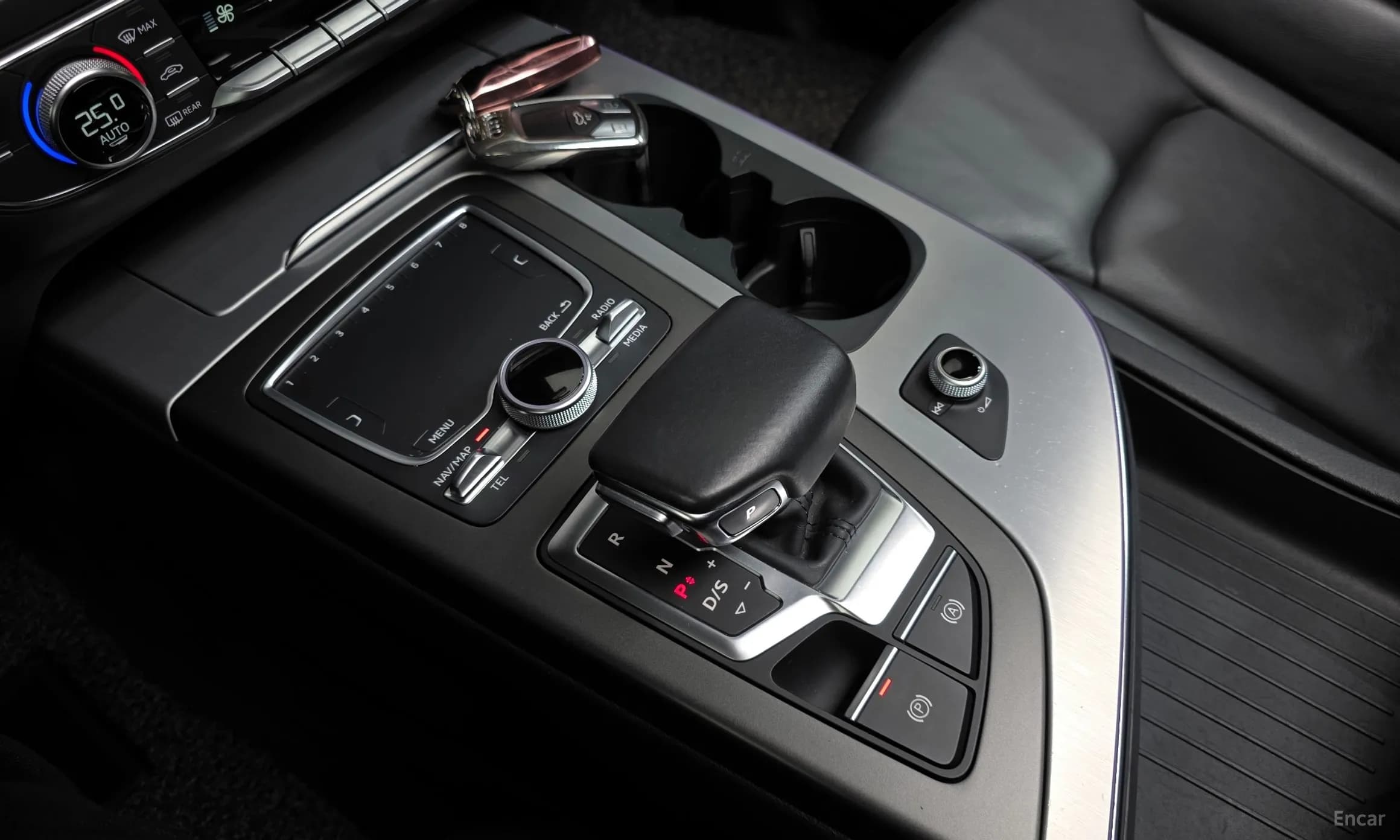 Q7 (4M)