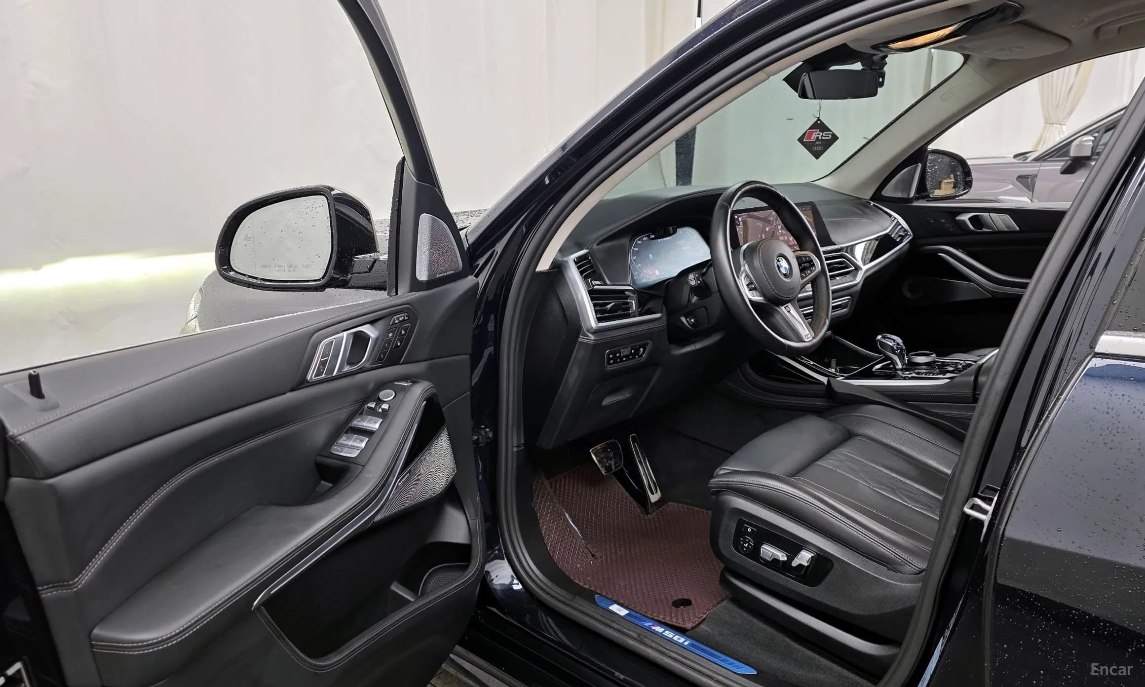 X7 (G07)
