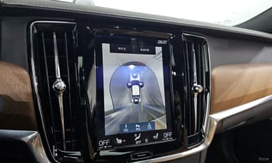 S90