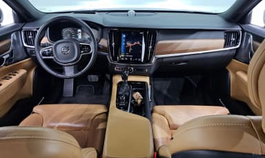 S90