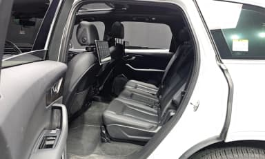 Q7 (4M)