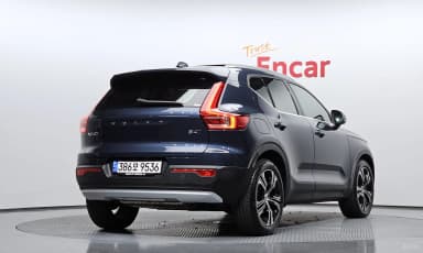 XC40