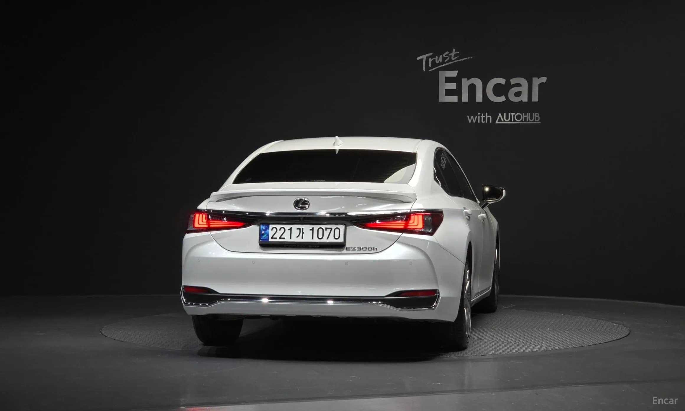 ES300h 7th Generation