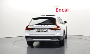 V90 Cross Country