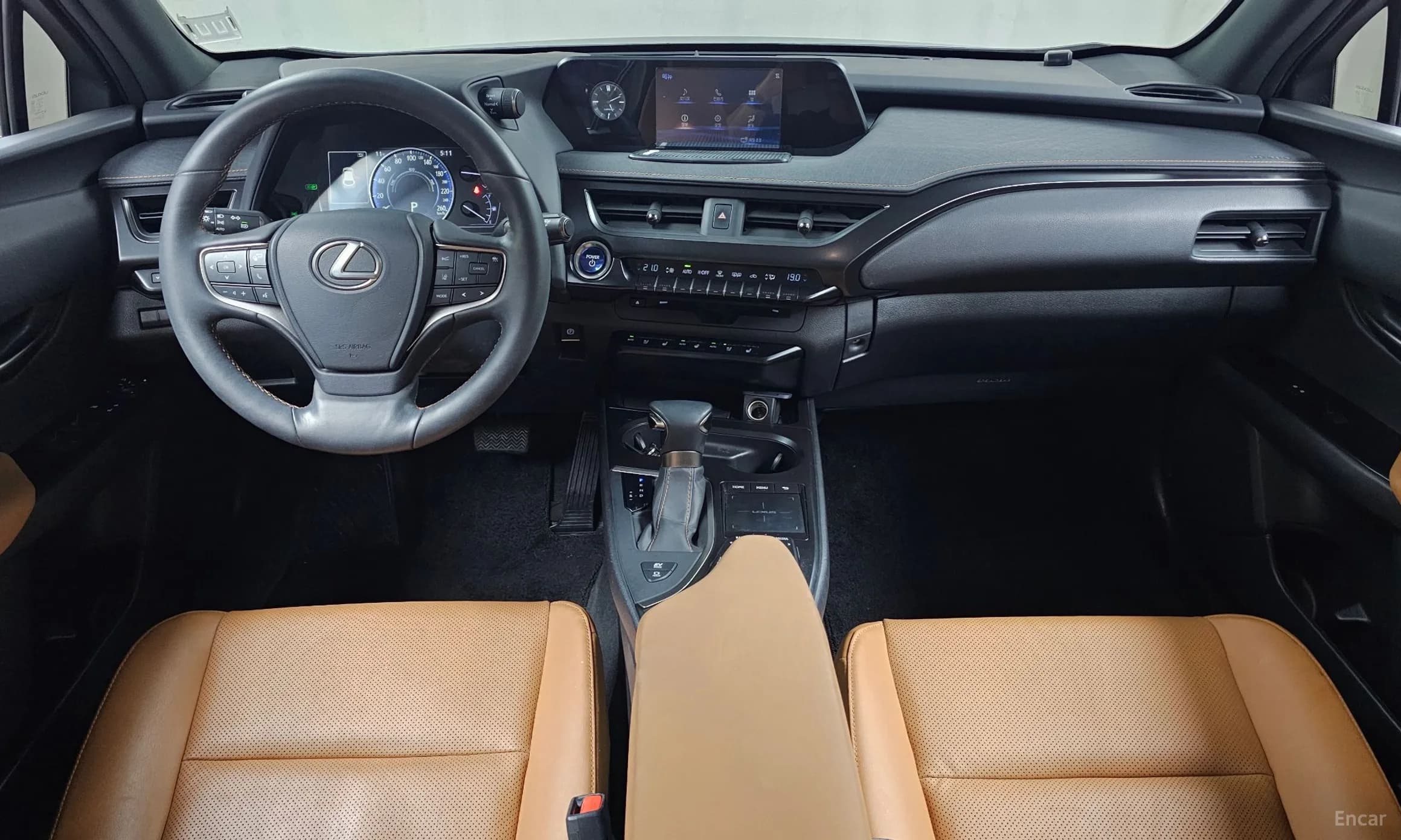 UX250h