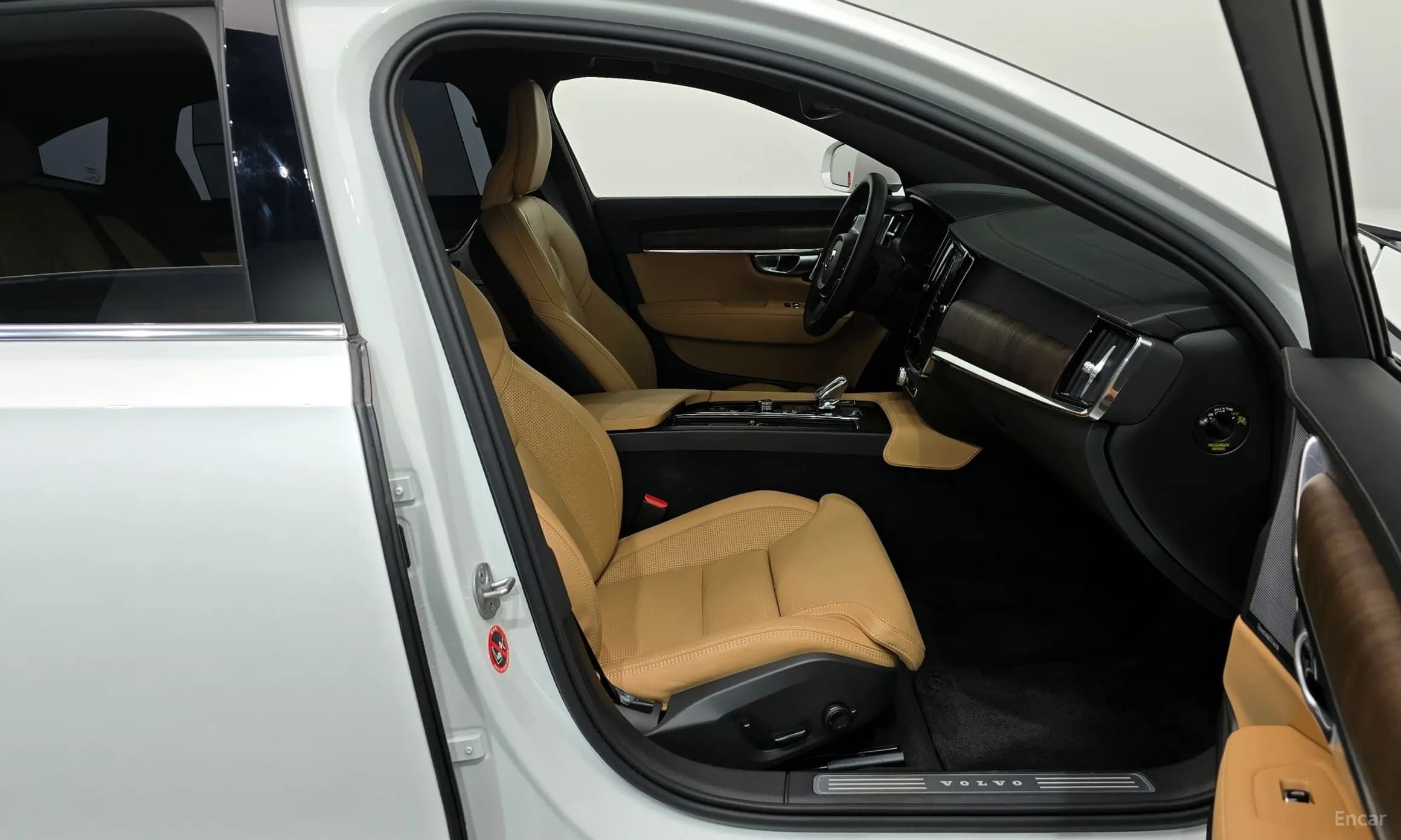 S90