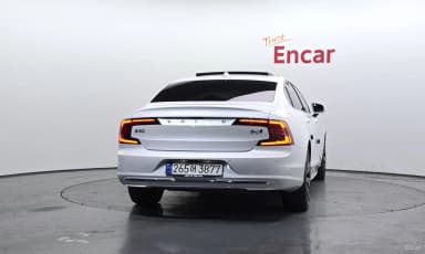 S90