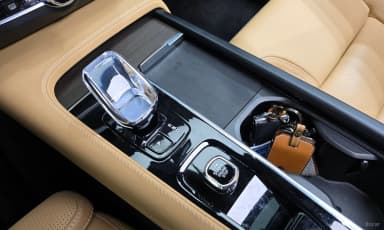 S90