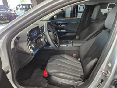 E-Class W214