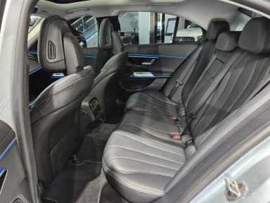 E-Class W214