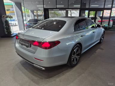 E-Class W214