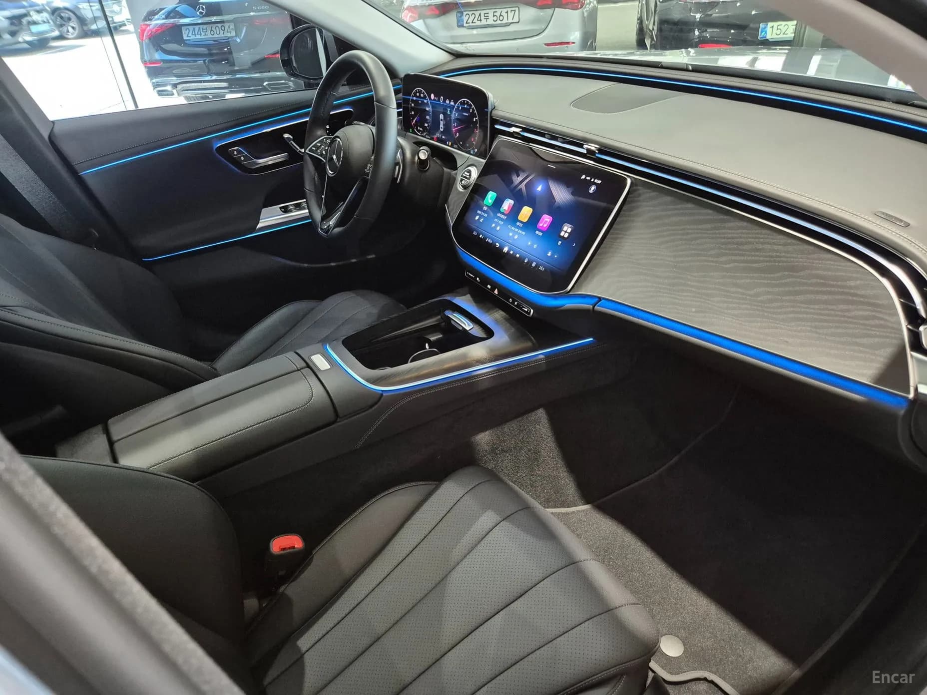 E-Class W214