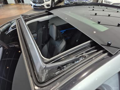 E-Class W214