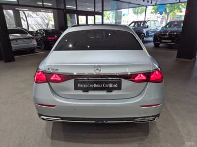 E-Class W214