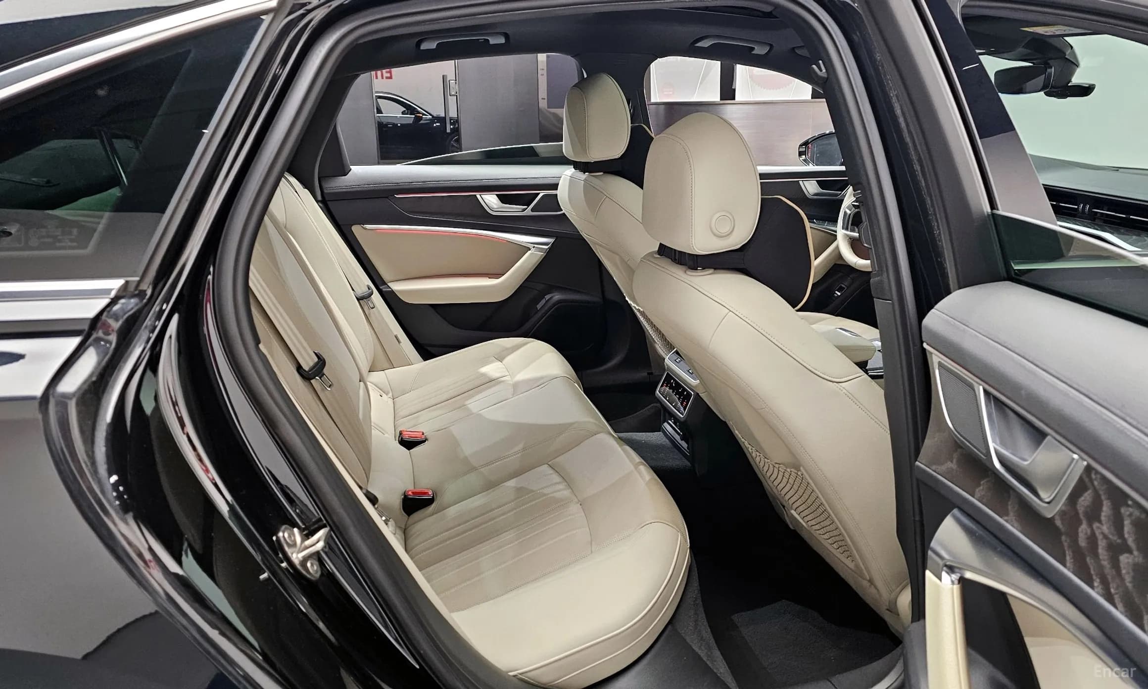 A6 (C8)