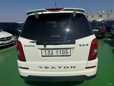Rexton W