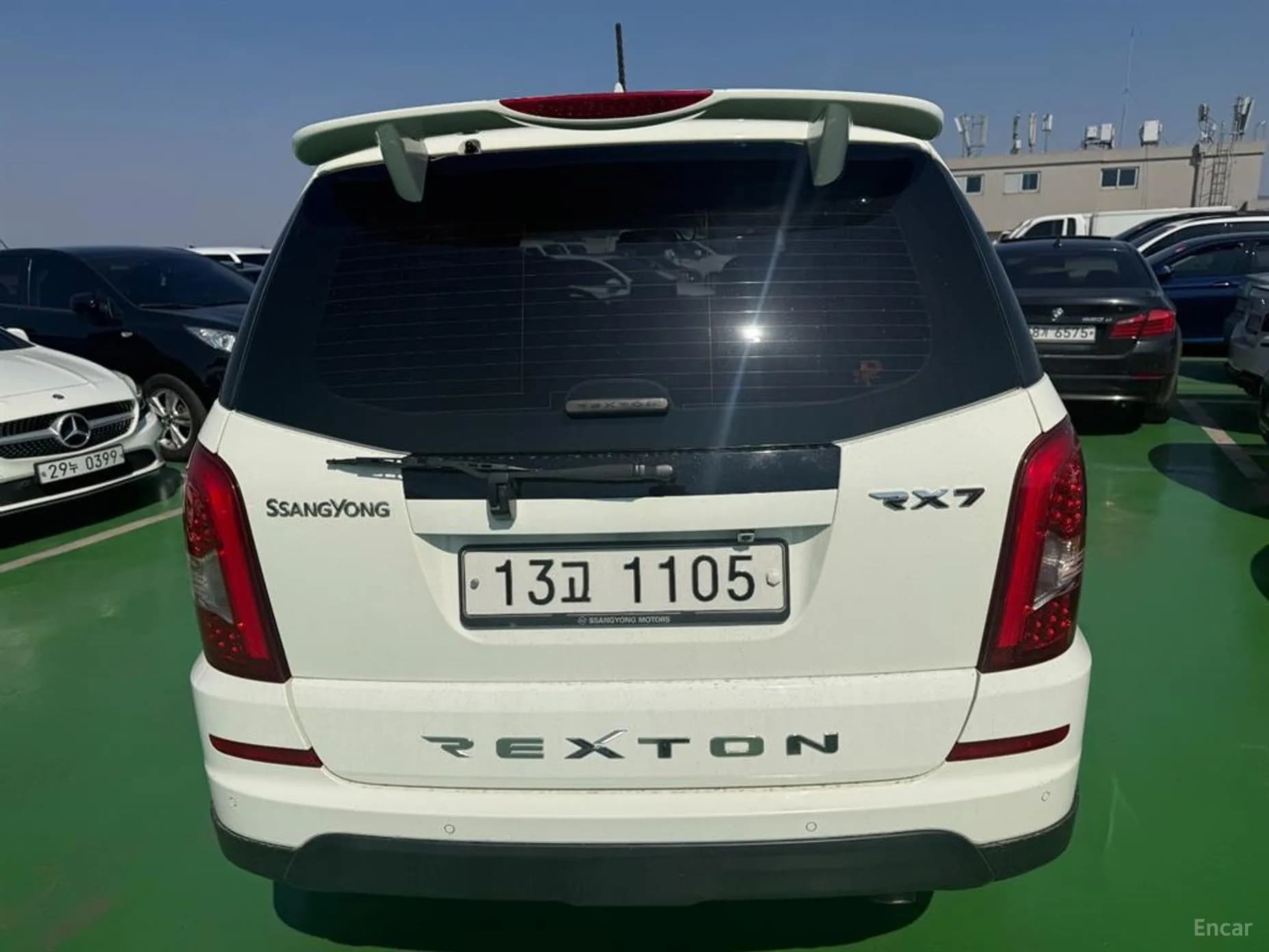 Rexton W