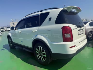 Rexton W