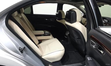 S-Class W221