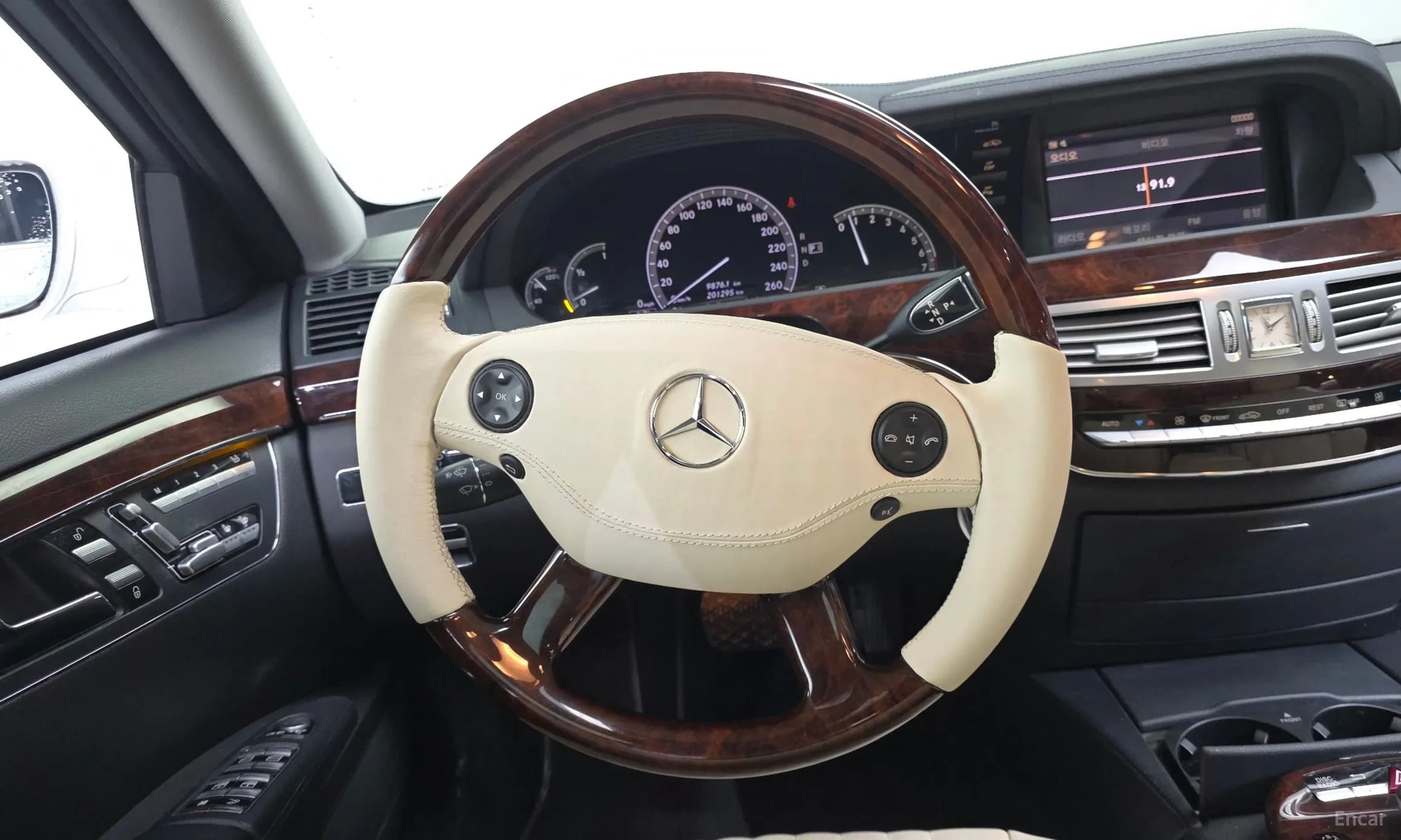 S-Class W221