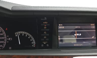 S-Class W221