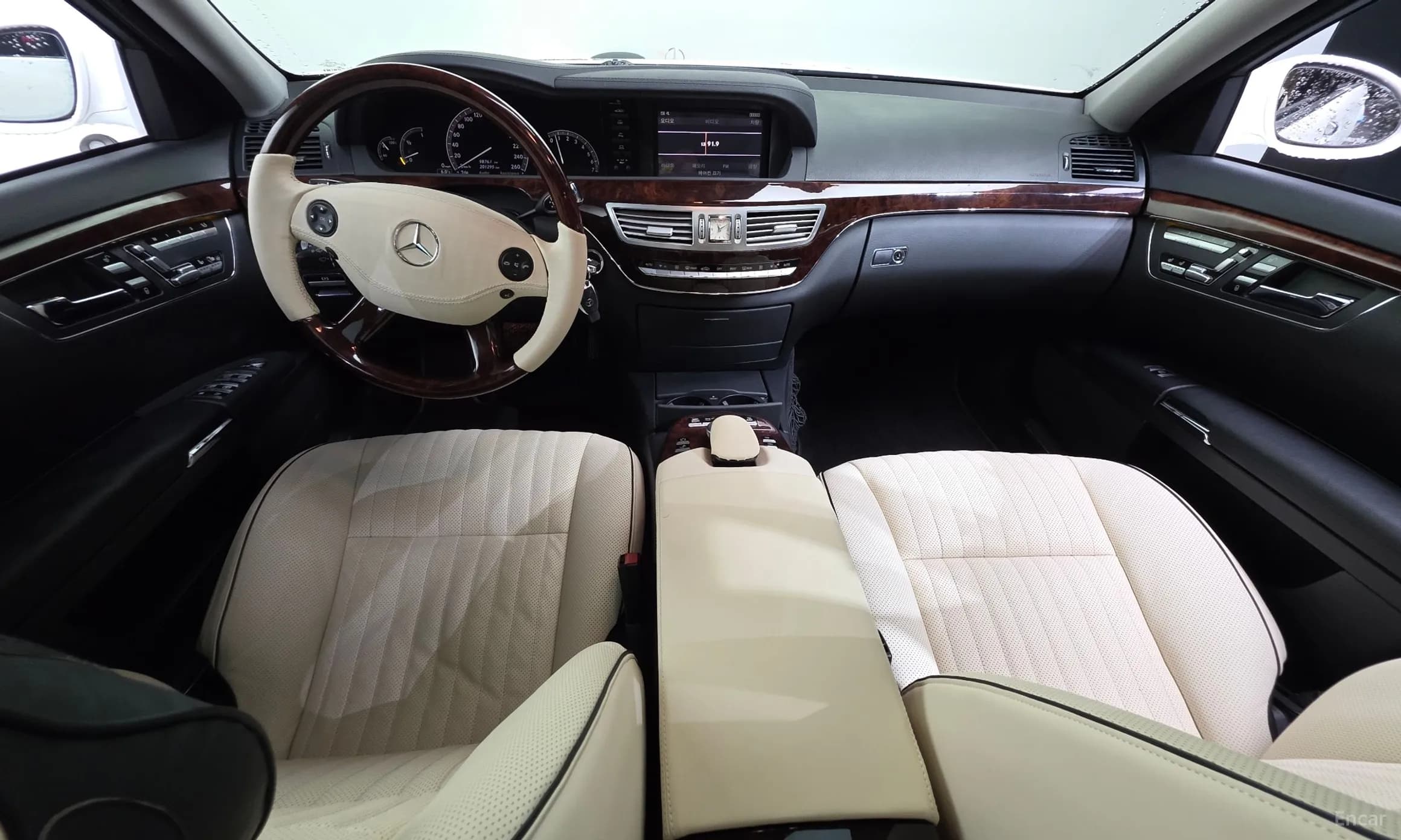 S-Class W221