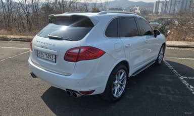 New Cayenne