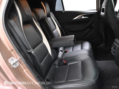 Q30