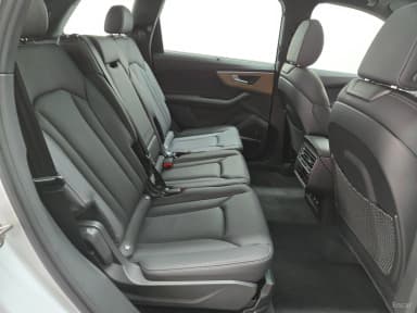 Q7 (4M)
