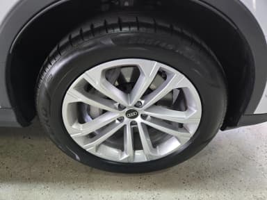 Q7 (4M)