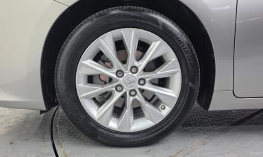 New ES300h