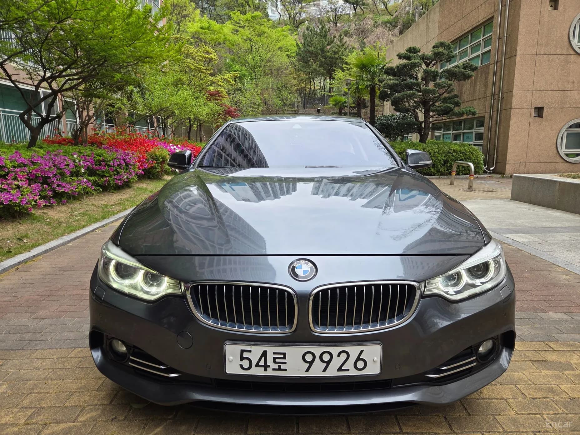Series 4 (F32)