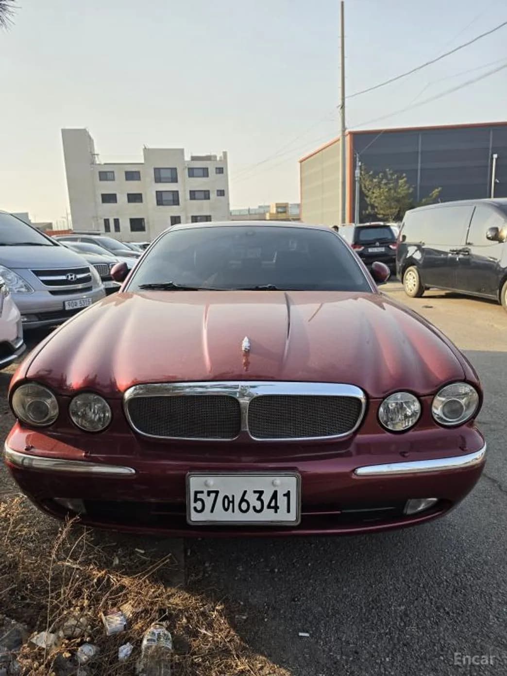XJ-6