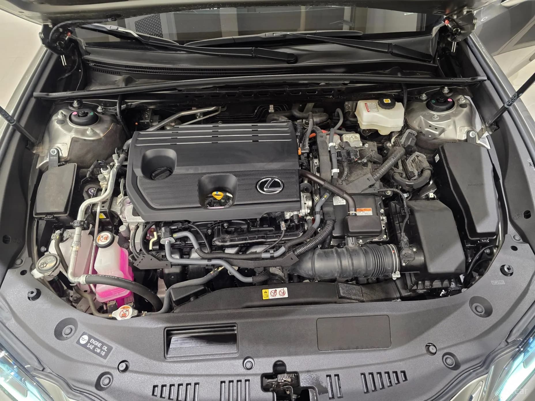 ES300h 7th Generation