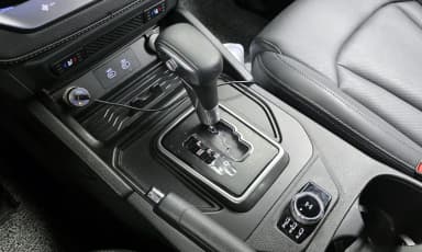 Rexton Sports Khan
